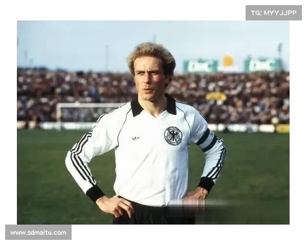 拜仁球员位置全解析：聚焦鲁梅尼格的核心作用与战术价值