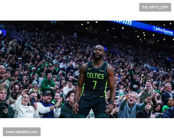 布朗对队友信任的重要性及其对球队合作与胜利的深远影响